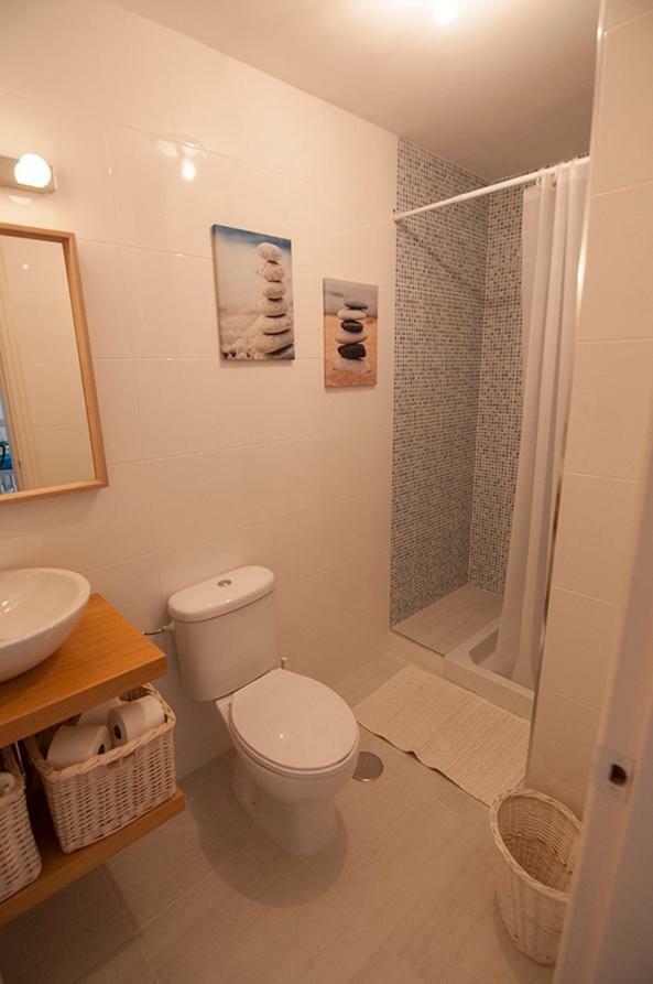 Luminoso Y Fresco Apartamento En 2ª Linea De Playa フエンヒロラ エクステリア 写真